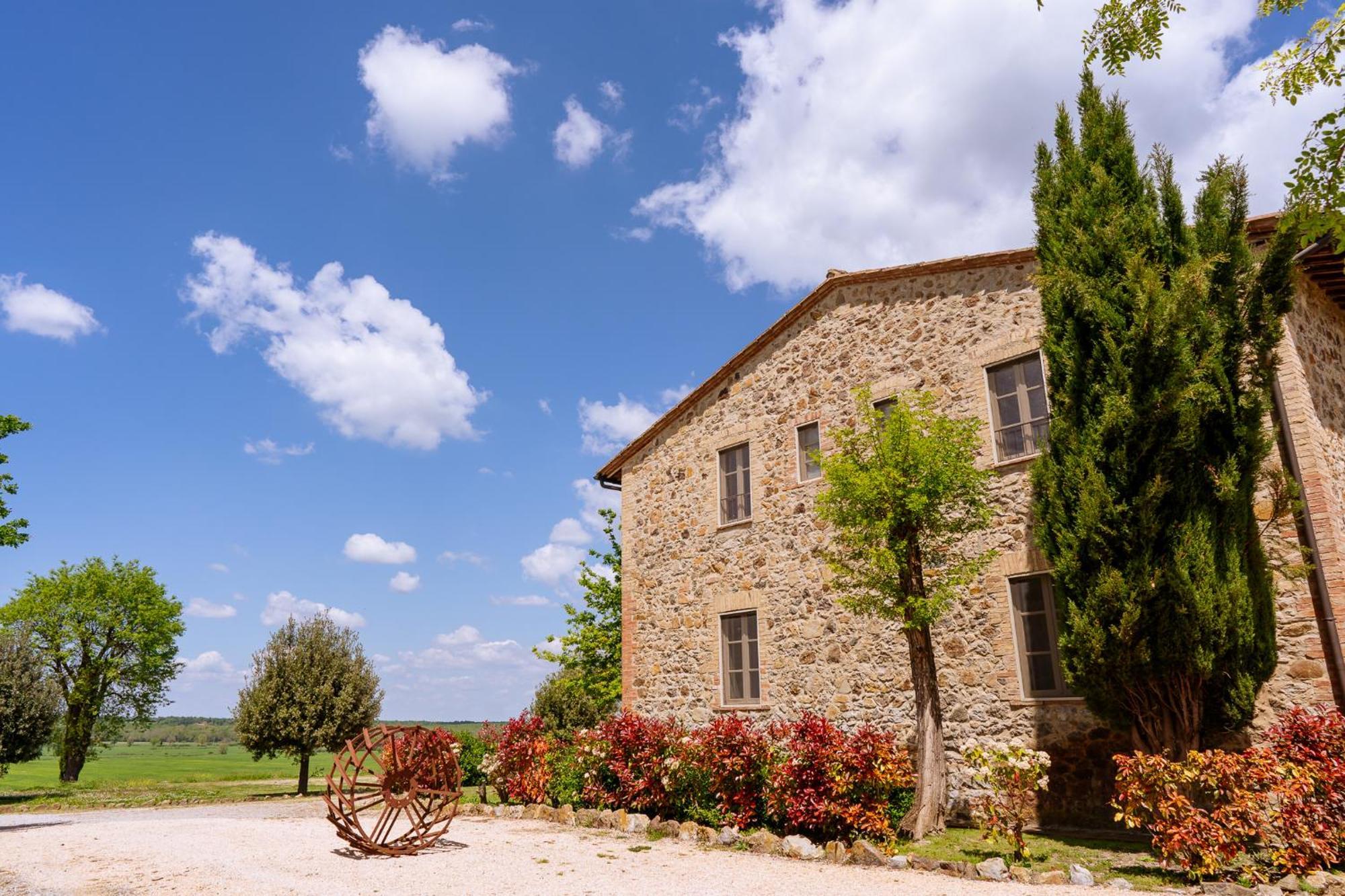 Villa Le Beringhe - Wine Pool & Relax Colle di Val d'Elsa Eksteriør billede