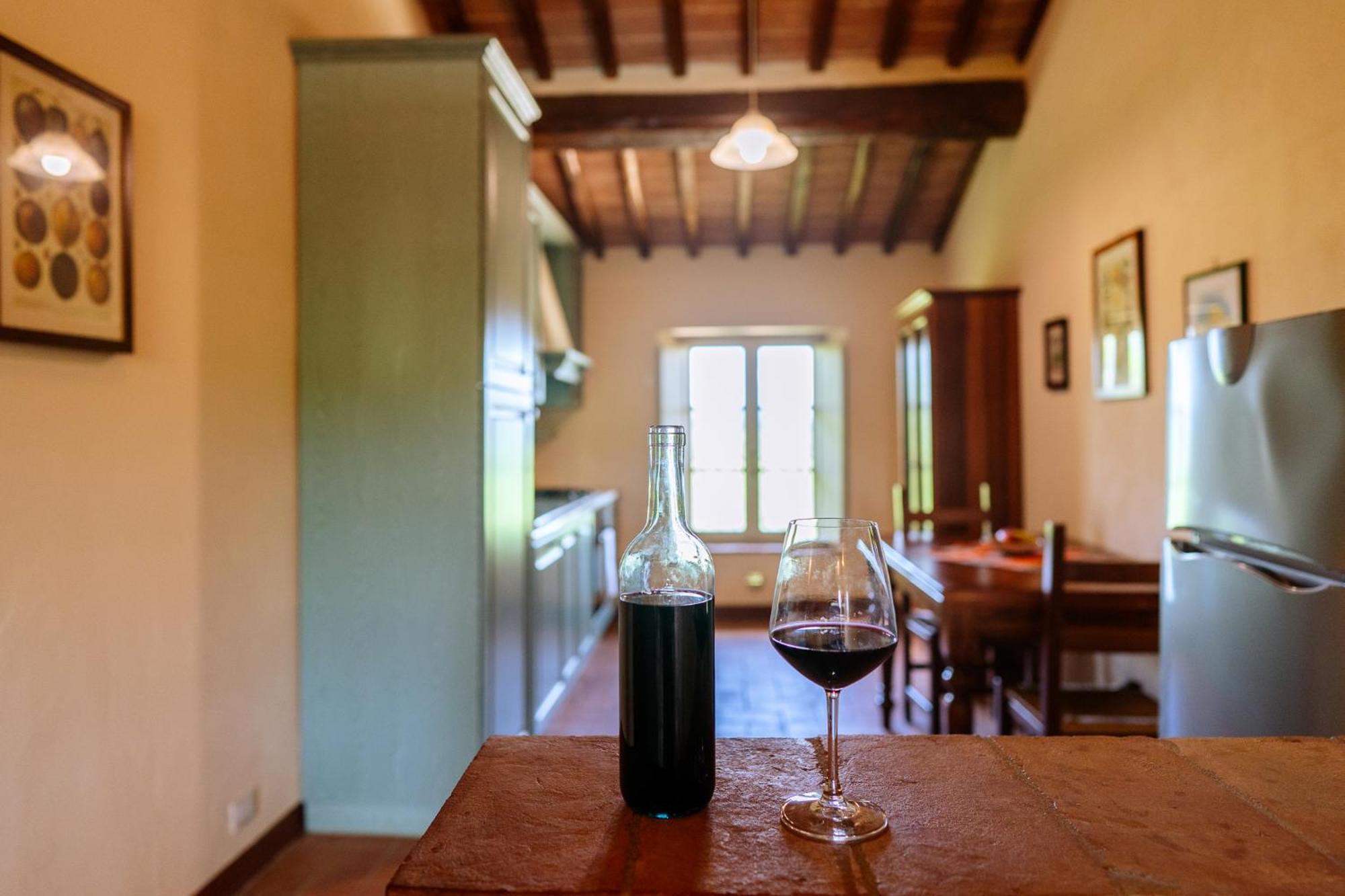 Villa Le Beringhe - Wine Pool & Relax Colle di Val d'Elsa Eksteriør billede