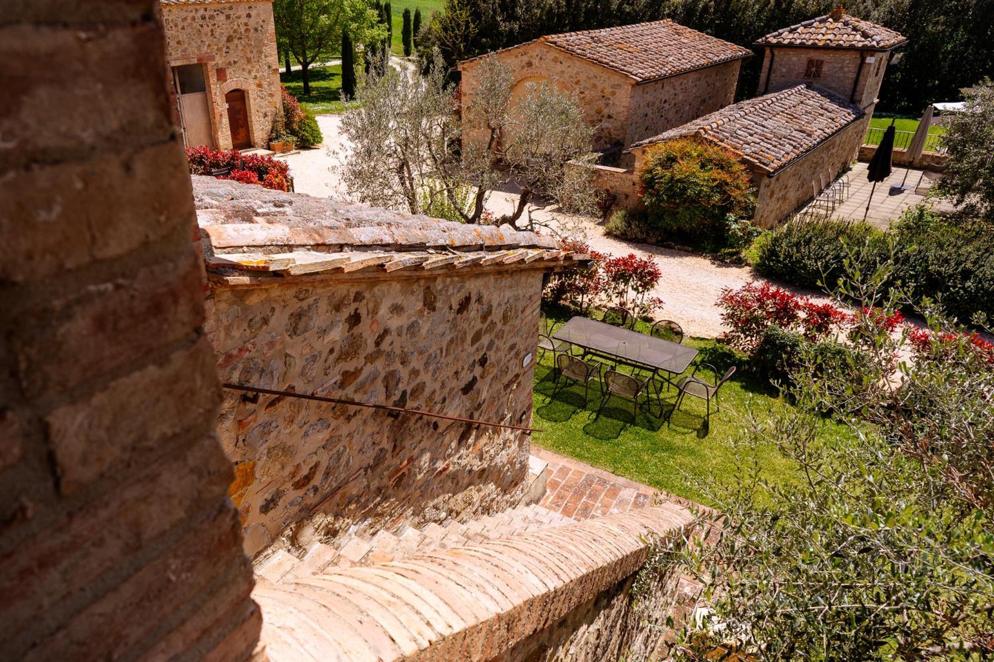 Villa Le Beringhe - Wine Pool & Relax Colle di Val d'Elsa Eksteriør billede